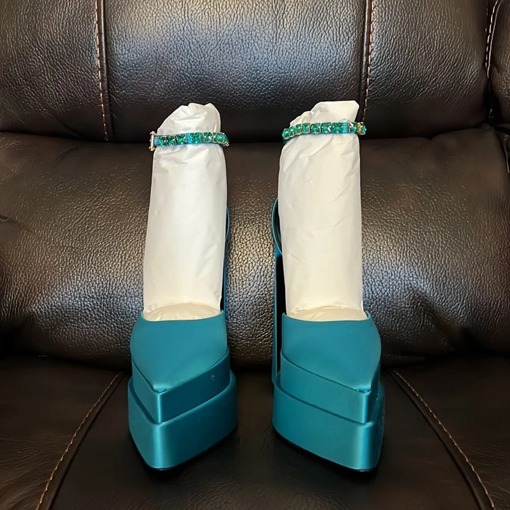 SALE!!! Versace Medusa aevitas satin silk platform pumps heels NEW - Picture 3 of 7